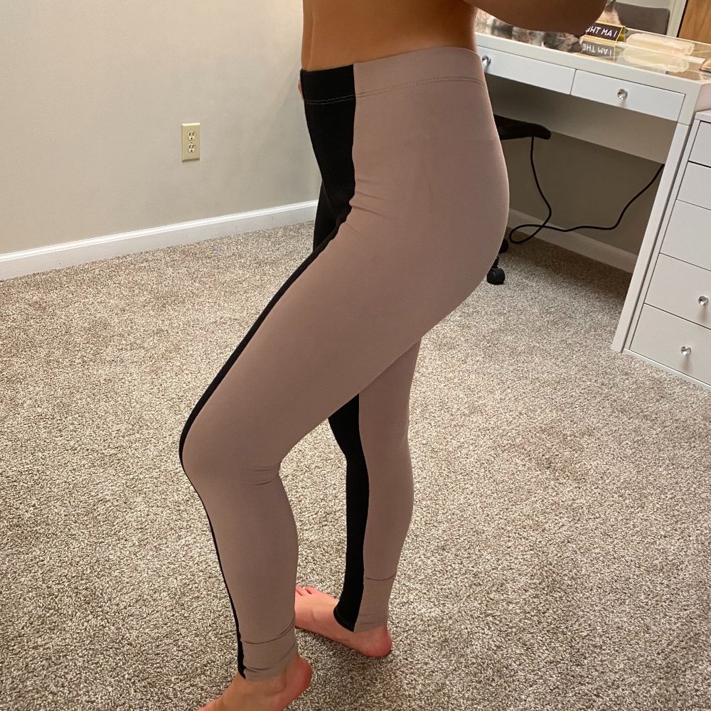 Leggings - Picture 3 of 10